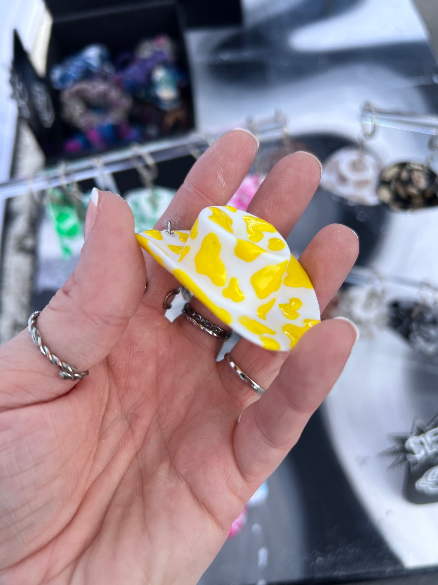 Cow Print Cowboy Hat Keychain (YELLOW)