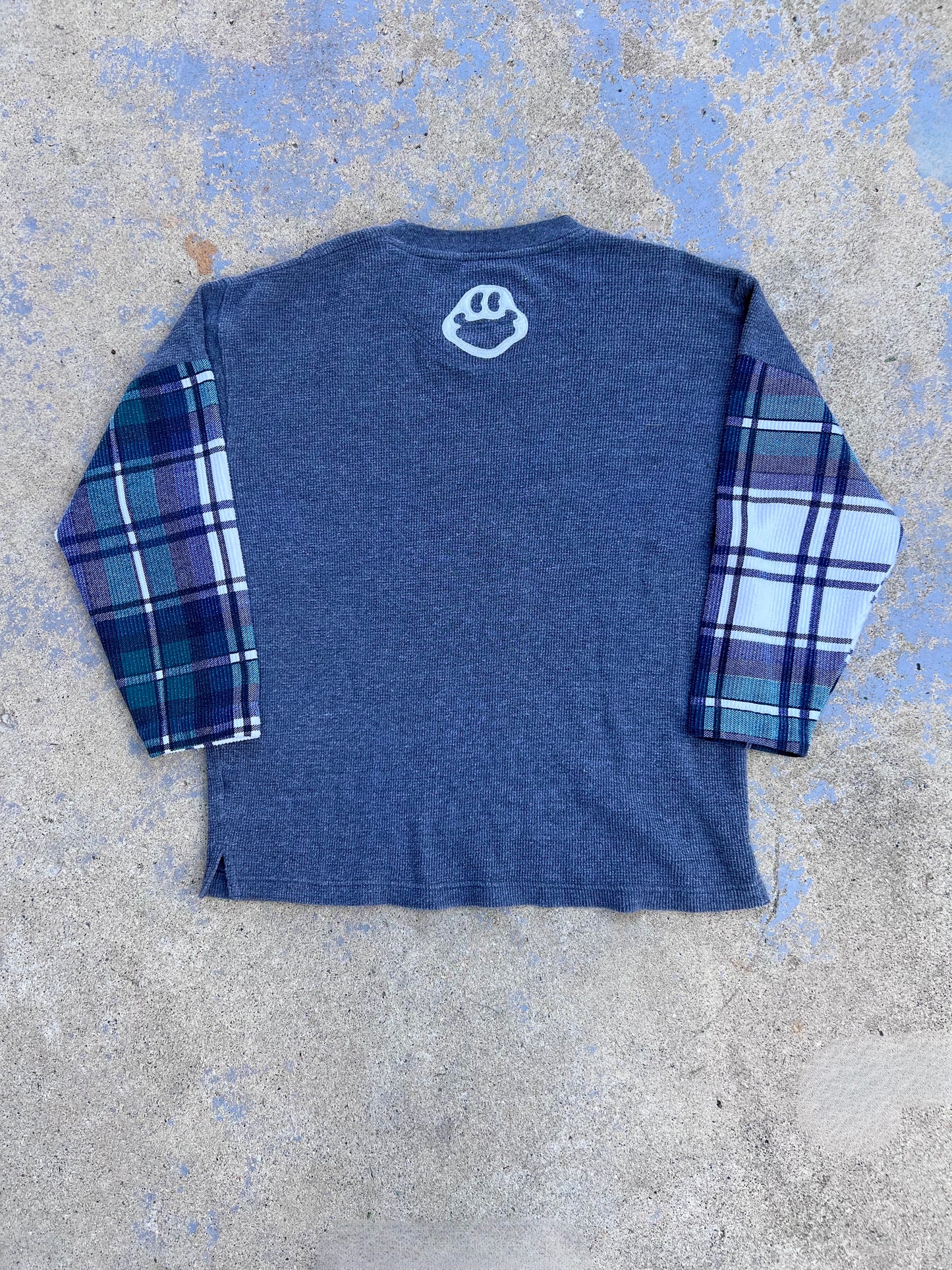 Detroit D Flannel + Henley Pull Over Top