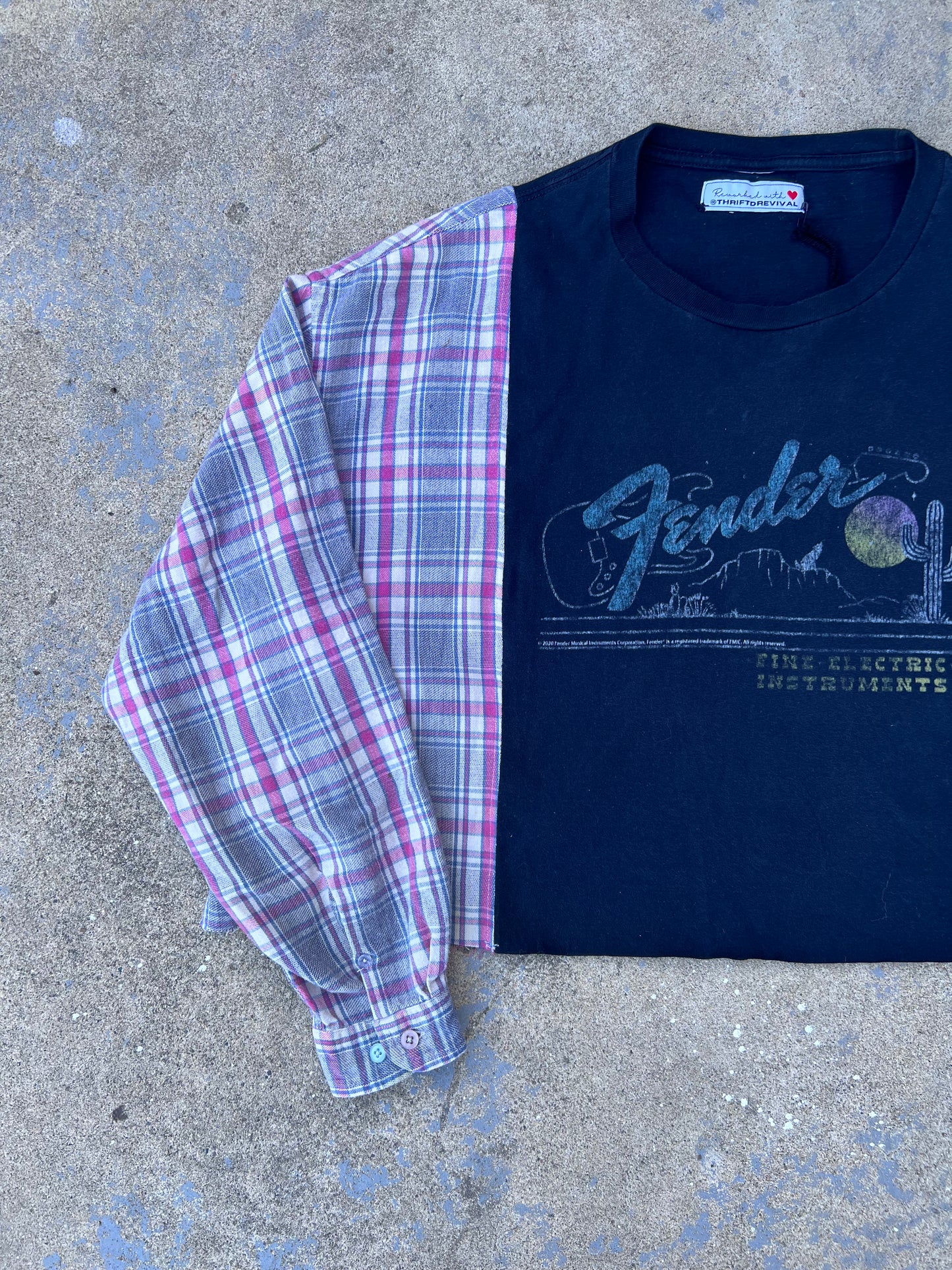 Fender Two Tone Cropped Flannel Pullover Top