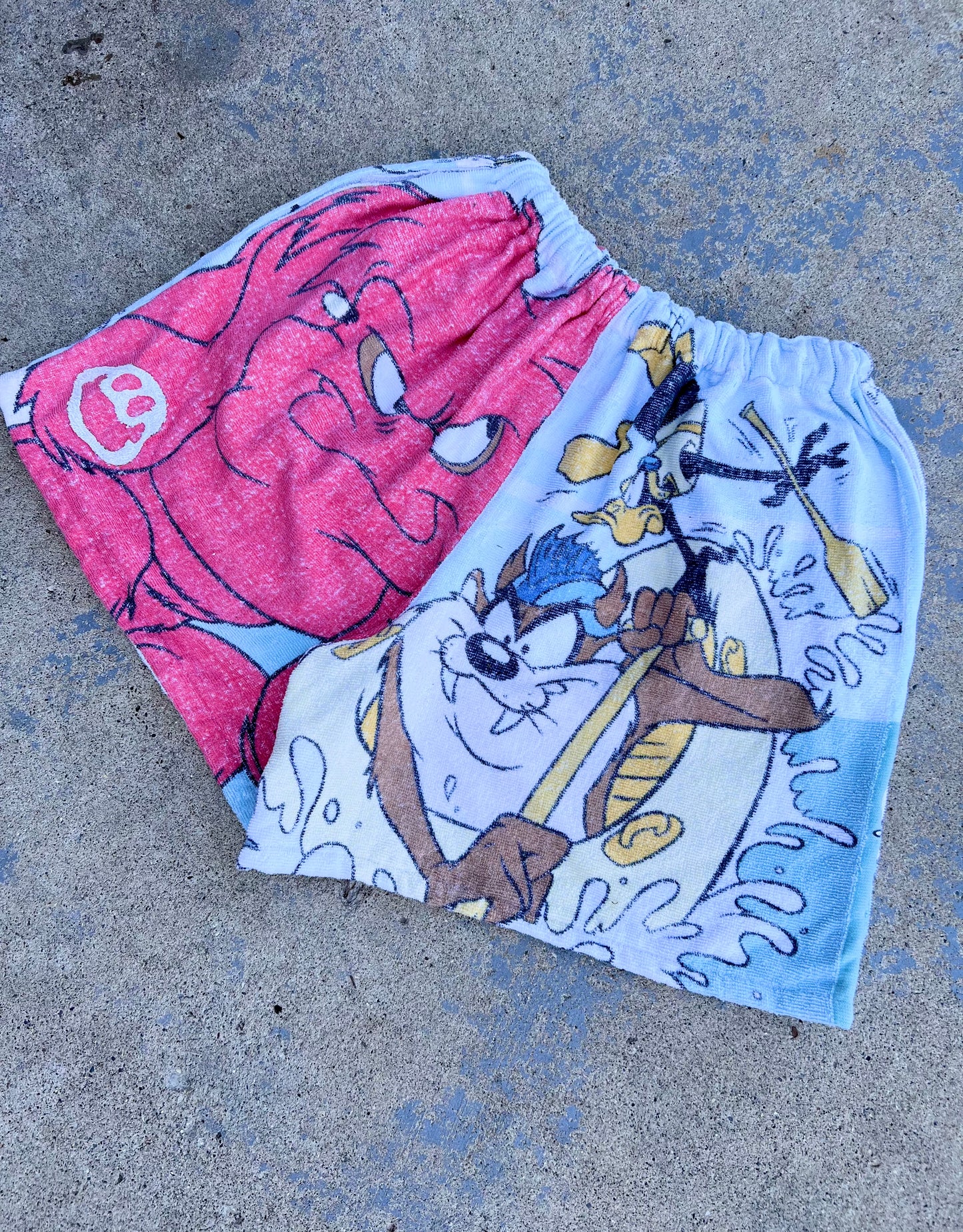 Vintage Six Flags Looney Tunes Towel Shorts