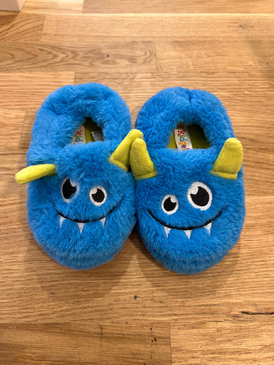 Fuzzy Blue Monster Slippers (YOUTH)