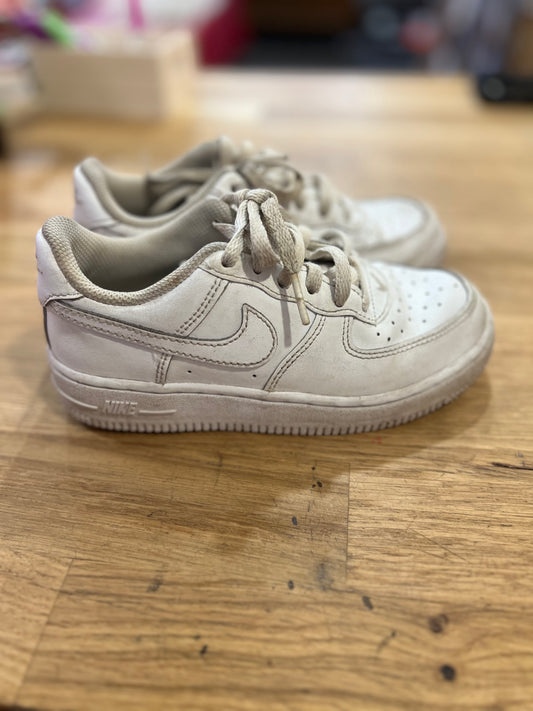 Nike Air Force One's (YOUTH)