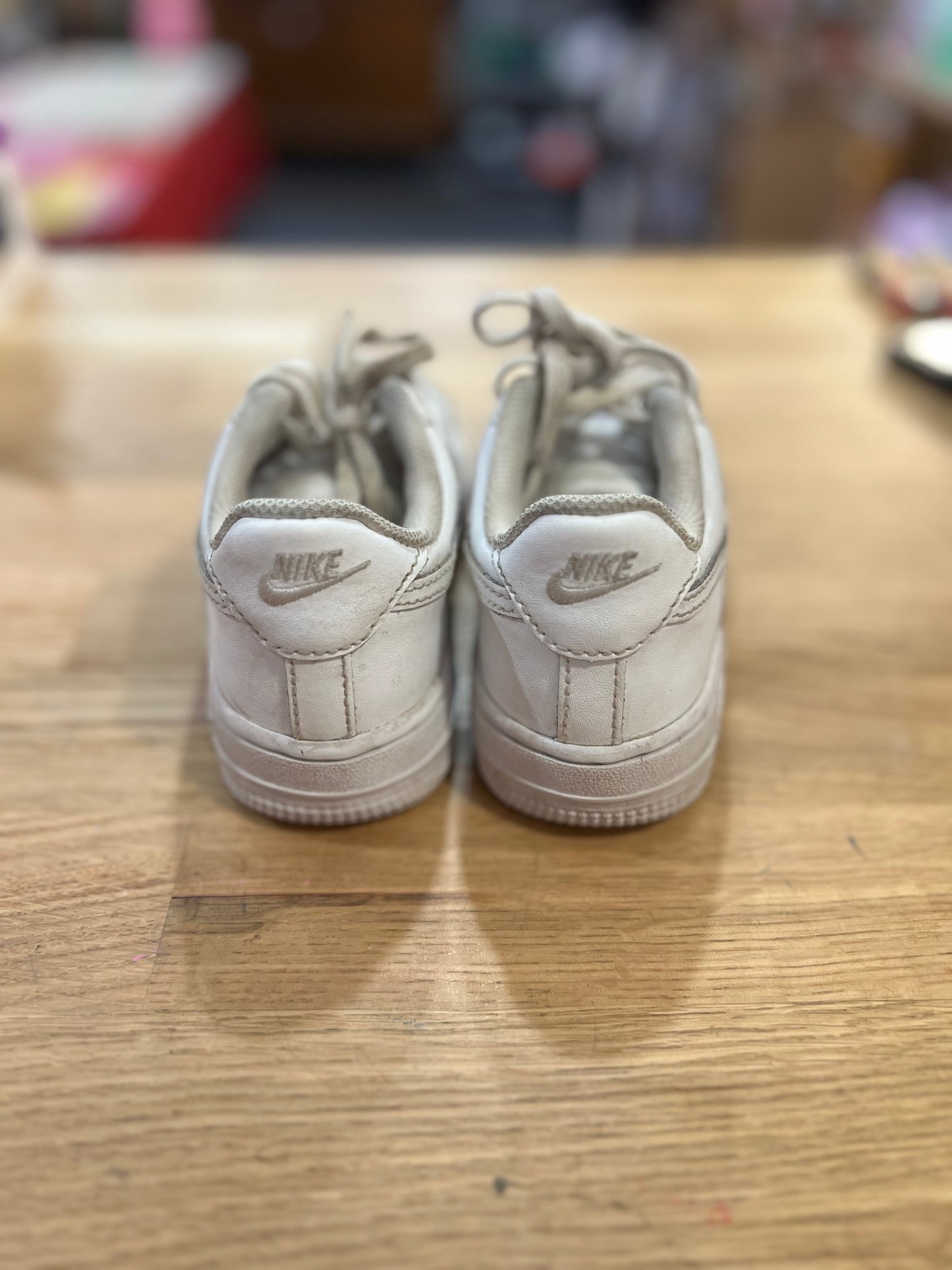 Nike Air Force One's (YOUTH)