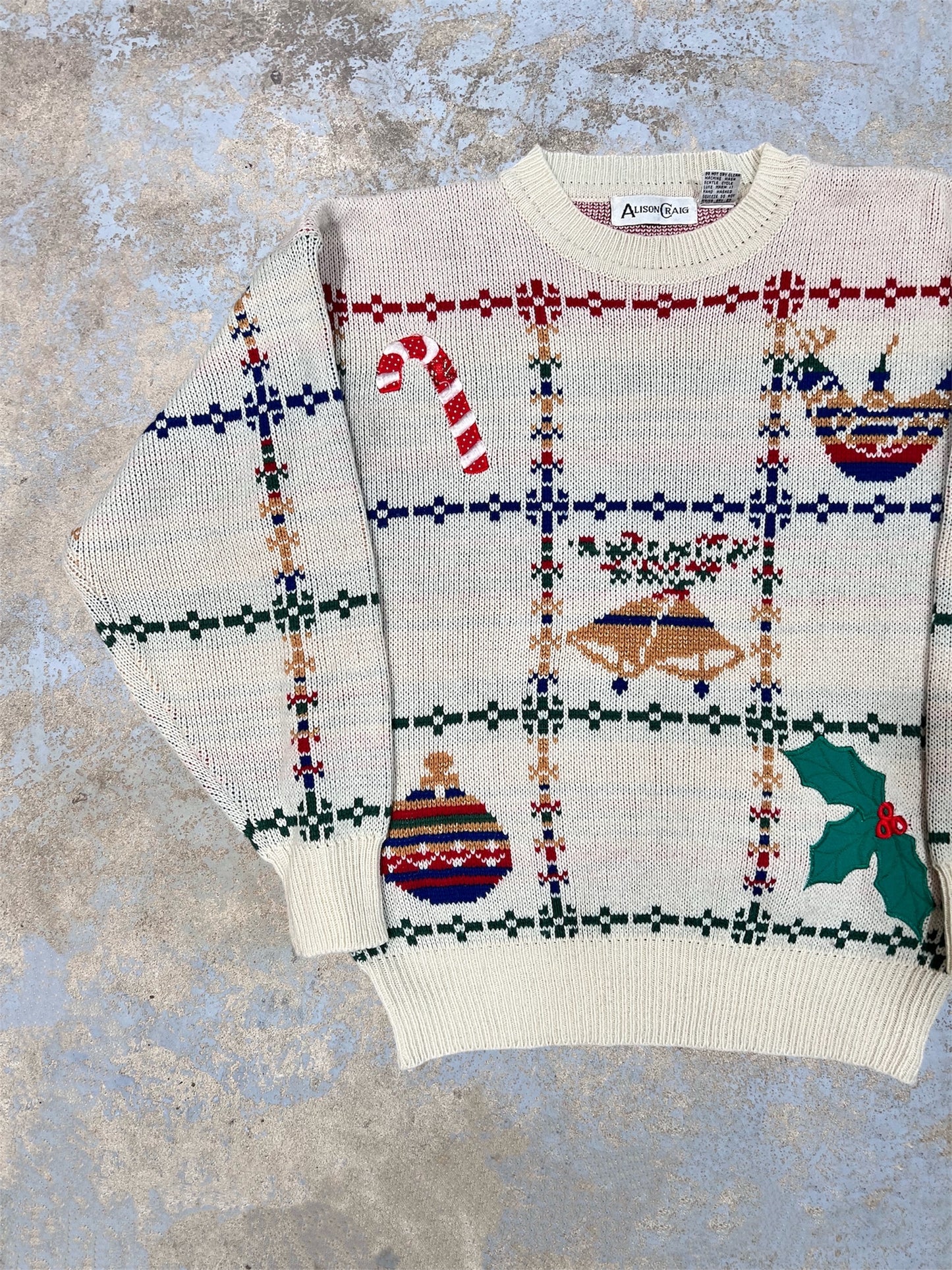 Vintage Holiday Themed Knit Sweater