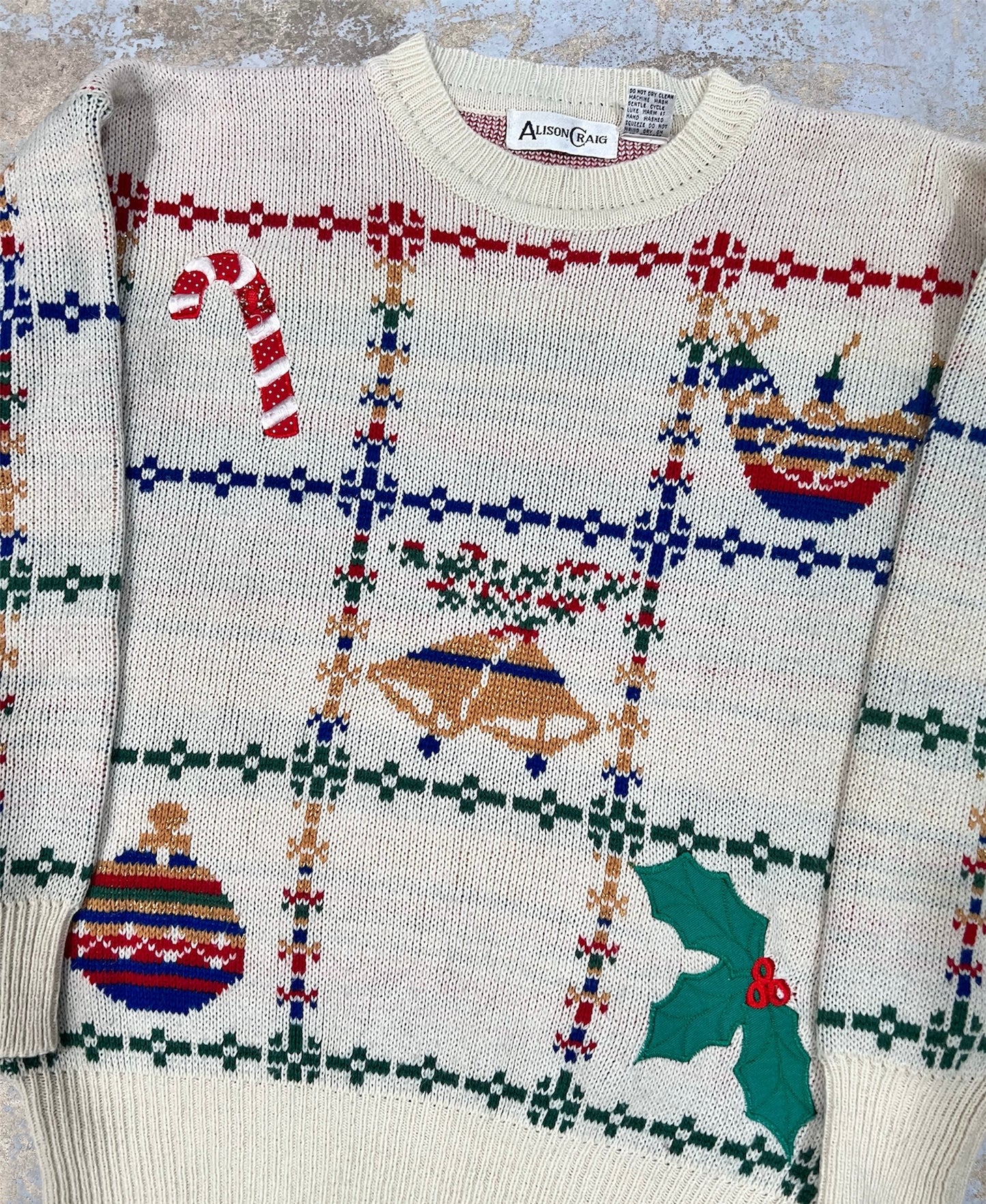 Vintage Holiday Themed Knit Sweater