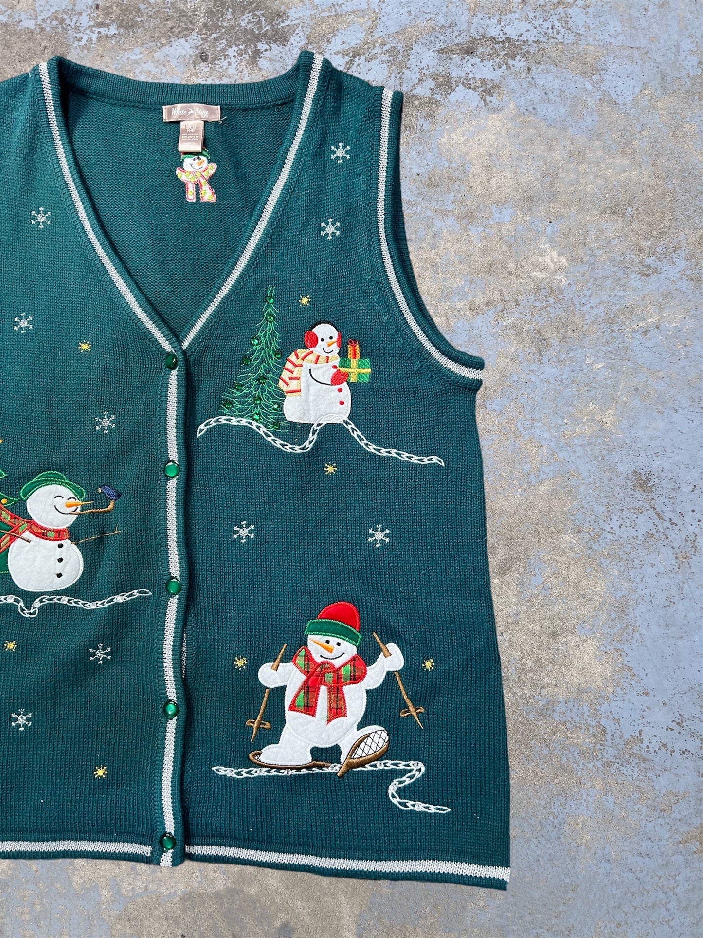 Vintage Embroidered Holiday Skiing Snowmen Themed Vest