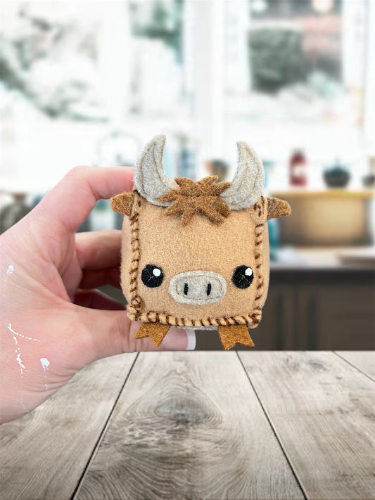 Highland Cow Pin Cushion (PRE-ORDER)