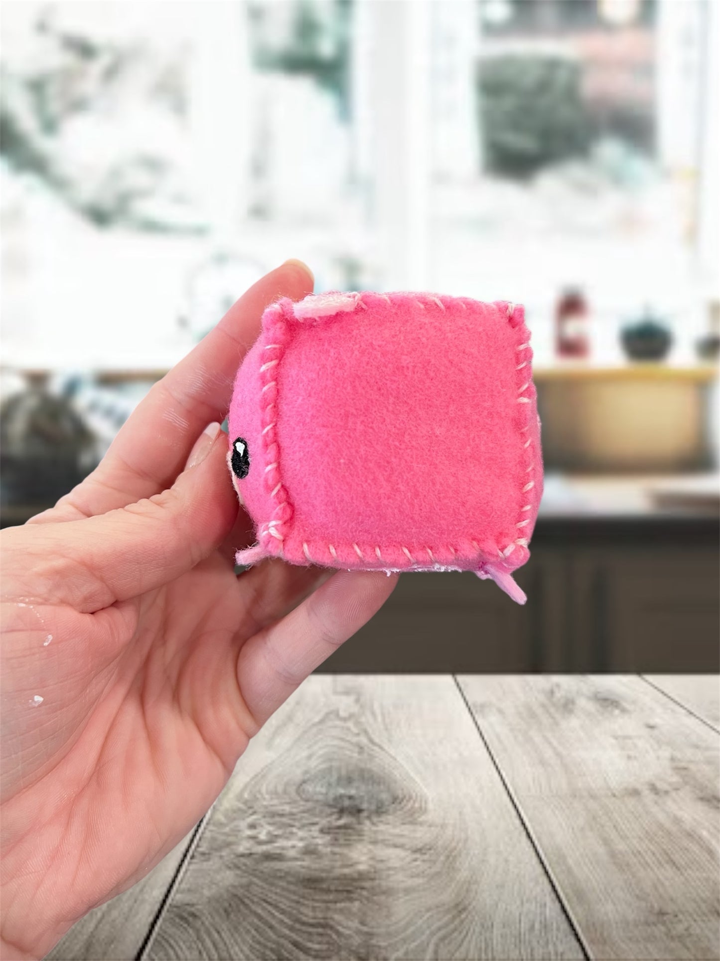Pink Piggy Felt Pin Cushion
