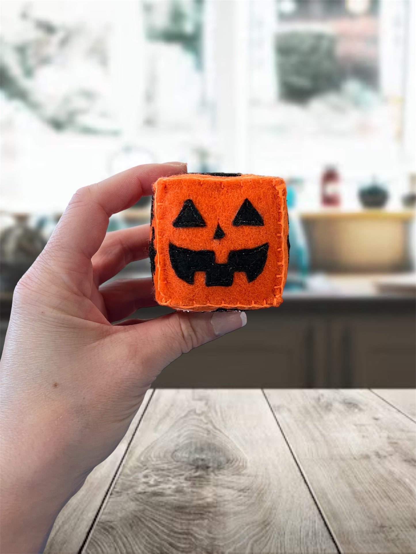 Jack-O-Lantern Felt Pin Cushion